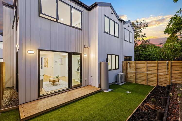 113 Beach Road Te Atatu Peninsula_8