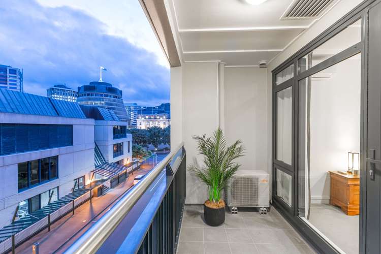 4i/42 Molesworth Street Thorndon_12