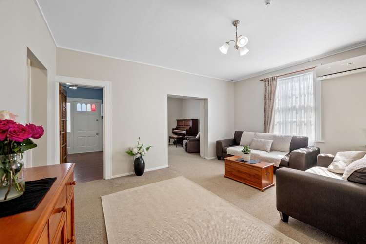 13 Karaka Street Helensville_9