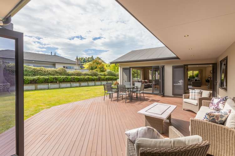 134 Kent Terrace Taradale_10