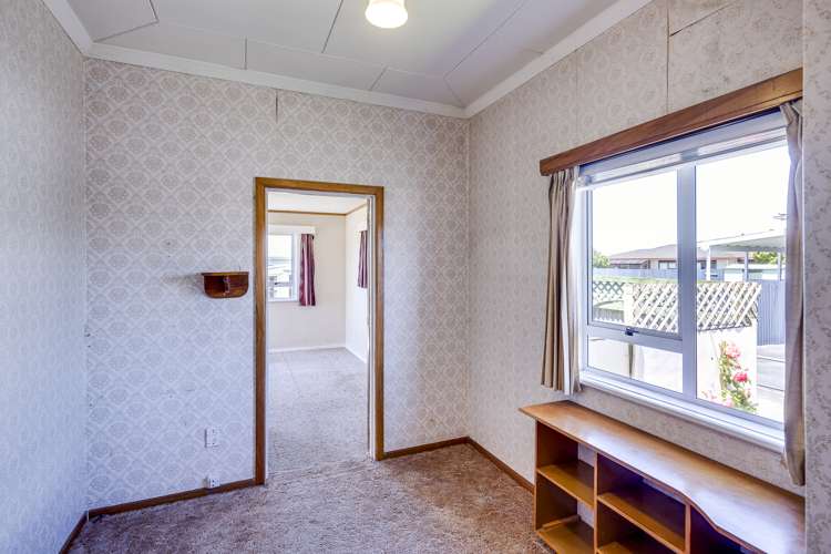 26 Lee Road Taradale_13