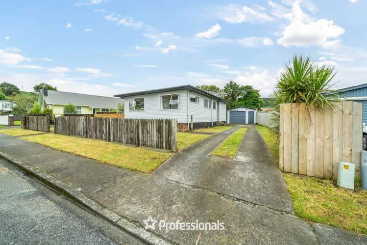 4 Bexley Grove Wainuiomata_0