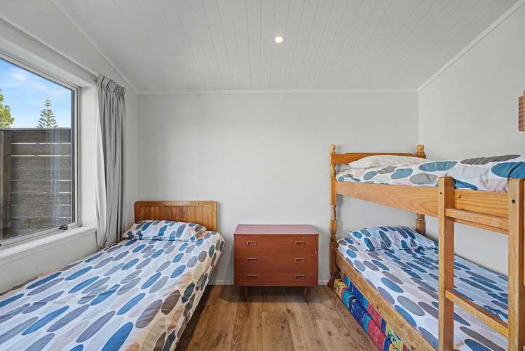 17 McCall Ave Pauanui_12