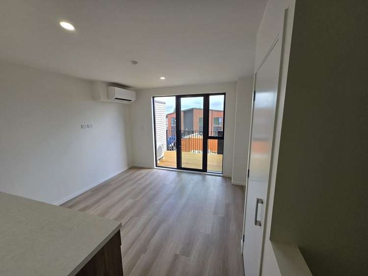 12 Humphreys Place Mangere_2