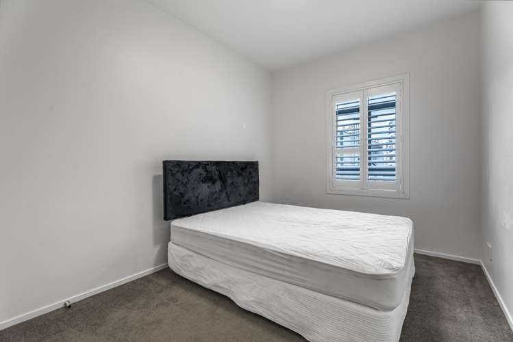 GD/23 Upper Queen Street Auckland Central_9