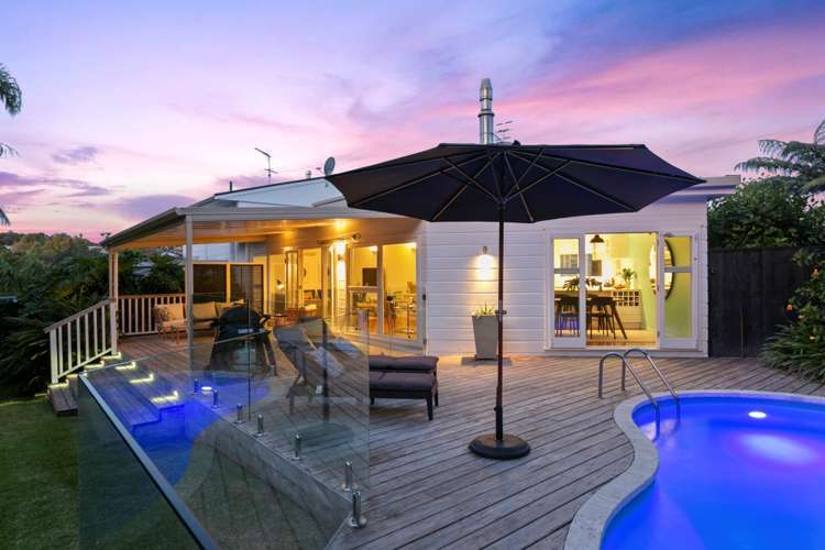 6 Tipene Place Meadowbank_24