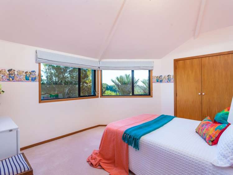 170 Scenic Drive Titirangi_12