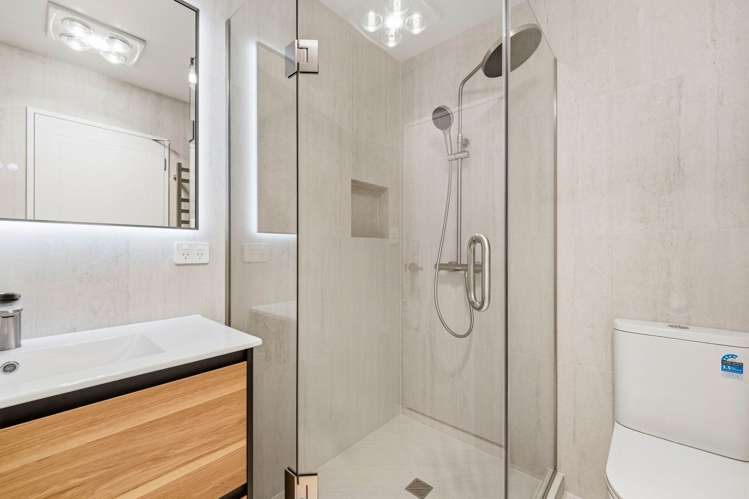 17D Cypress Place Sunnynook_21