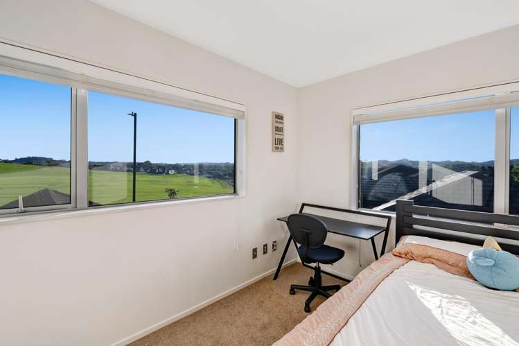 36 Butler Stoney Crescent Millwater_17