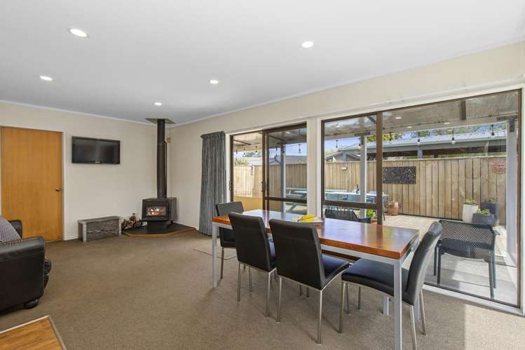 19 Memphis Grove Totara Park_8