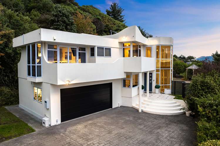 6 Iona Place Papakowhai_43