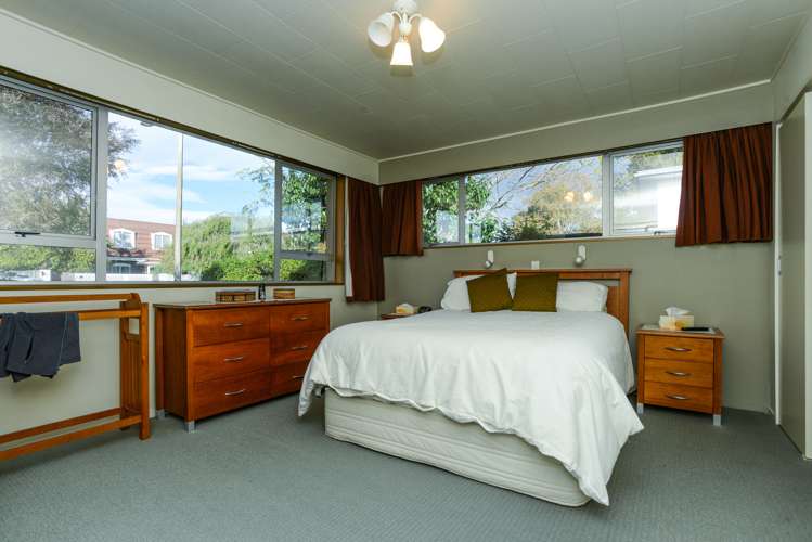 53 Upham Crescent Taradale_8