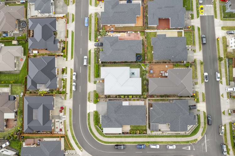 3 Tararua Street Massey_34