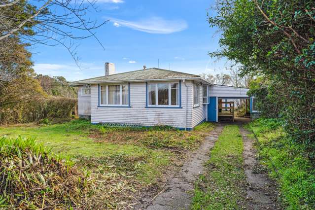 1347 Devon Road Waitara_1