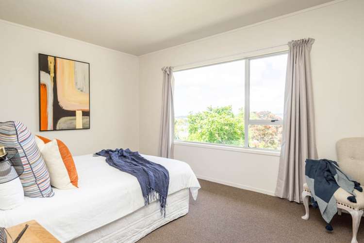 2/218 East Coast Road Forrest Hill_12