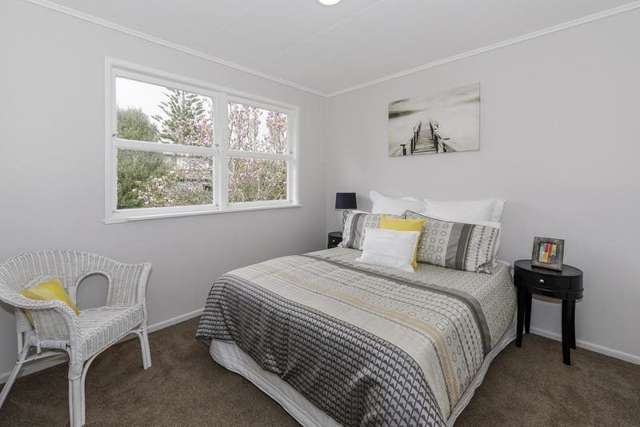 2/14 Ozich Avenue Te Atatu South_1