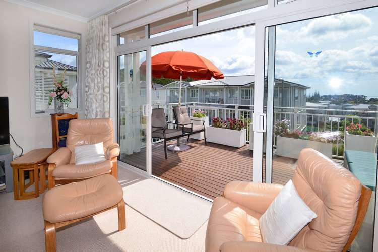 3 Park Lane Orewa_11