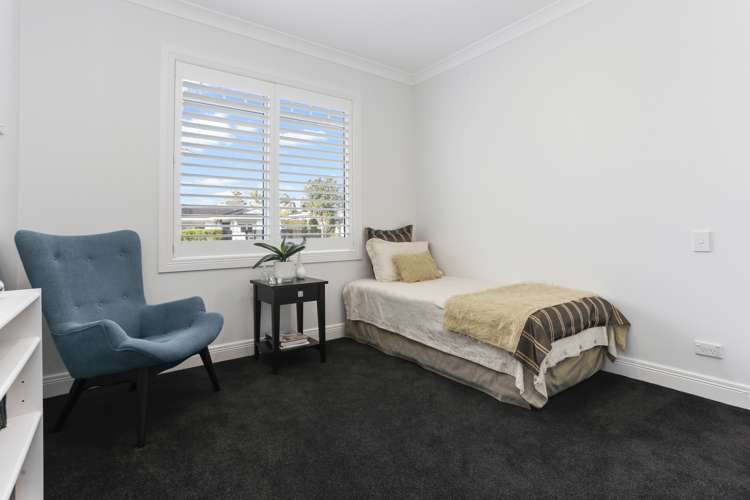 14 Belmere Rise Farm Cove_11