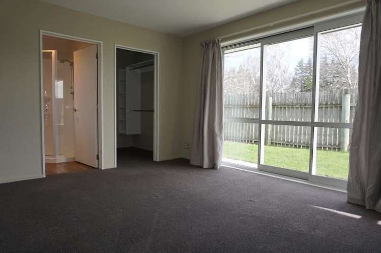 4 Stanwood Grove Darfield_5