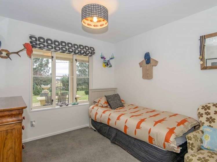 570 Halkett Road West Melton_13