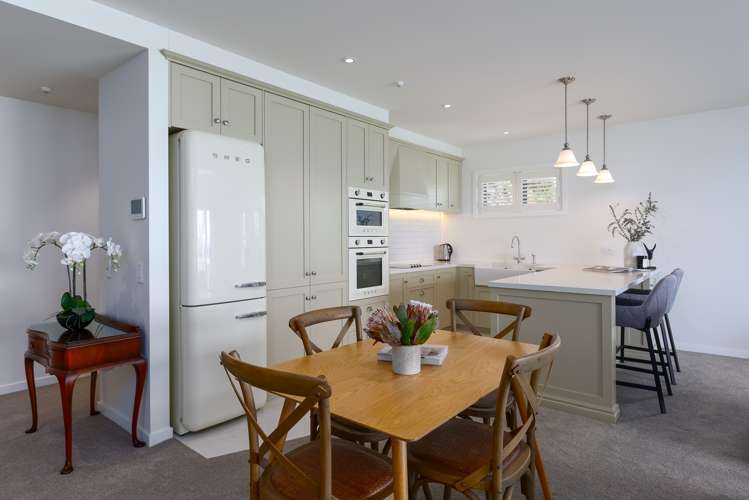 3/371 Wakefield Quay Stepneyville_4