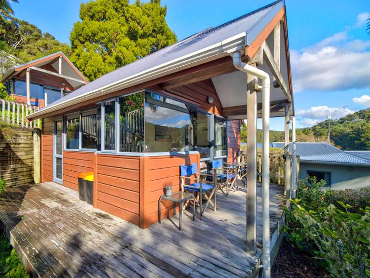 Units 6,10 and 11 at 32-34a School Road Paihia_13