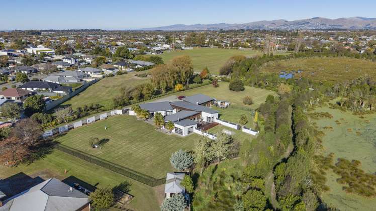 25A Greenhaven Drive Burwood_30