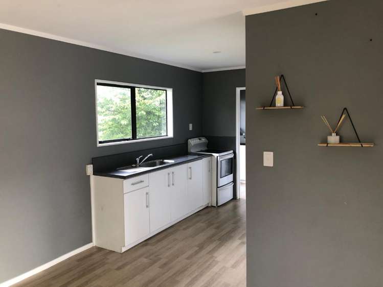 1a Roosevelt Road 11073_2