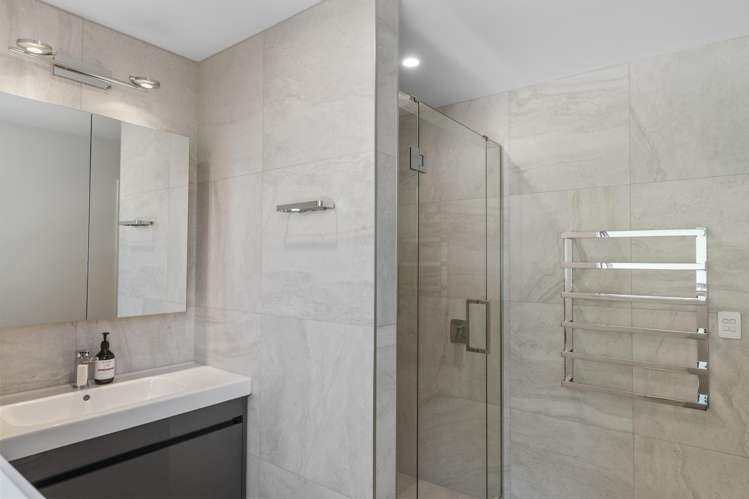 32 Valhalla Drive Richmond_21