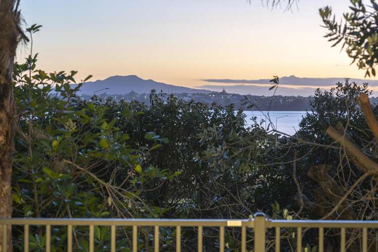 13 Waimana Ave Northcote Point_28