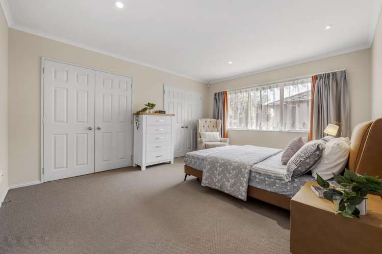 21 Speyside Crescent Flat Bush_9