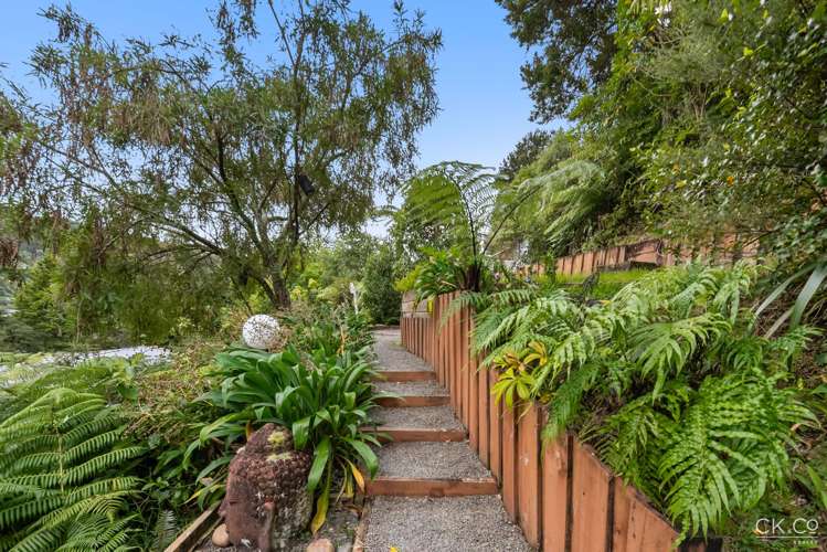 32 Forest Road Pinehaven_20