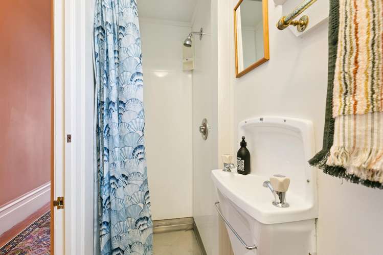 7 Armour Avenue Mount Victoria_21