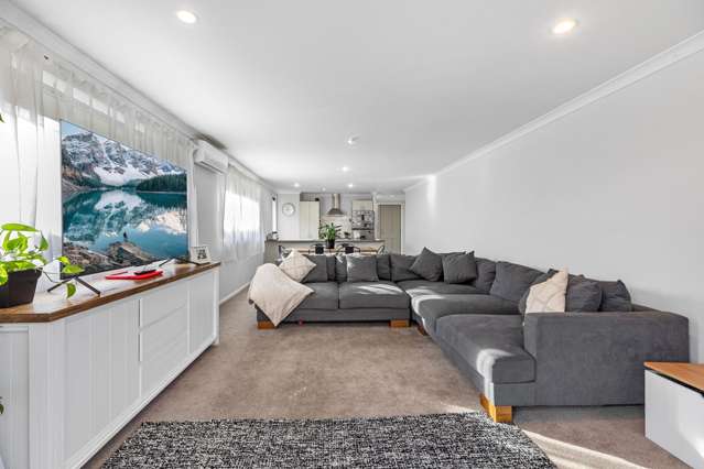 6 Blossom Grove Papamoa_2