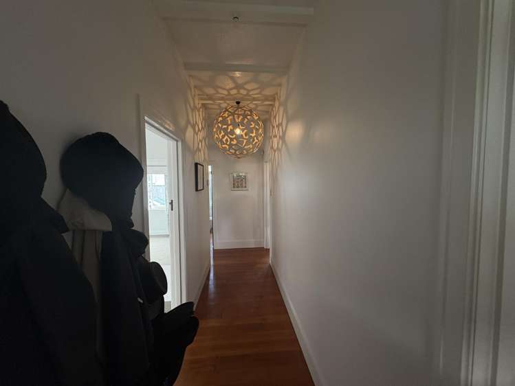 111 Duchess Crescent Mayfair_3