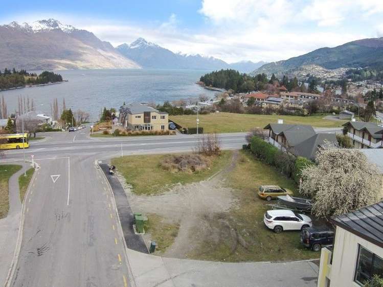 20 Suburb Street Queenstown_9