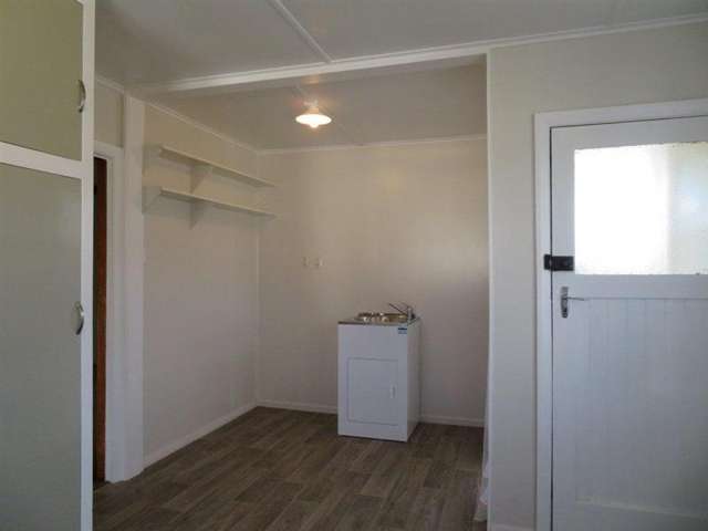 1372 High Street Taita_3