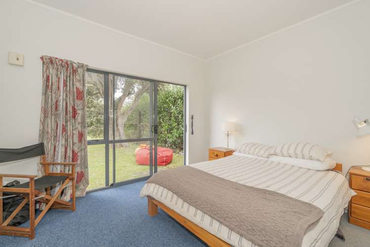 1233 Hikuai Settlement Road Pauanui_18