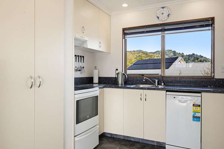 296 Waikawa Road Picton_10