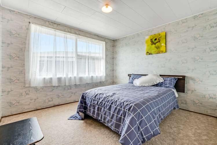 14 Quennell Avenue Favona_7