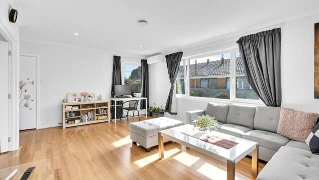 136 Avonhead Road Avonhead_2