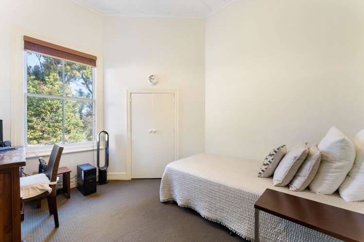306 Glengarry Road Glen Eden_18
