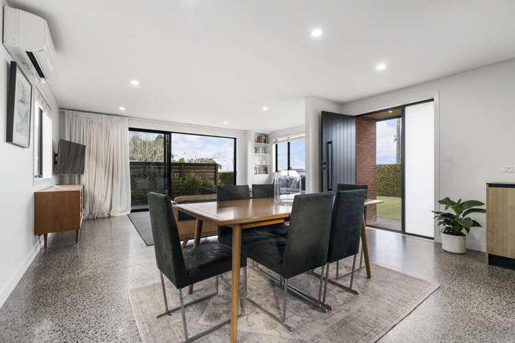 2 Tirimoana Road Te Atatu South_12