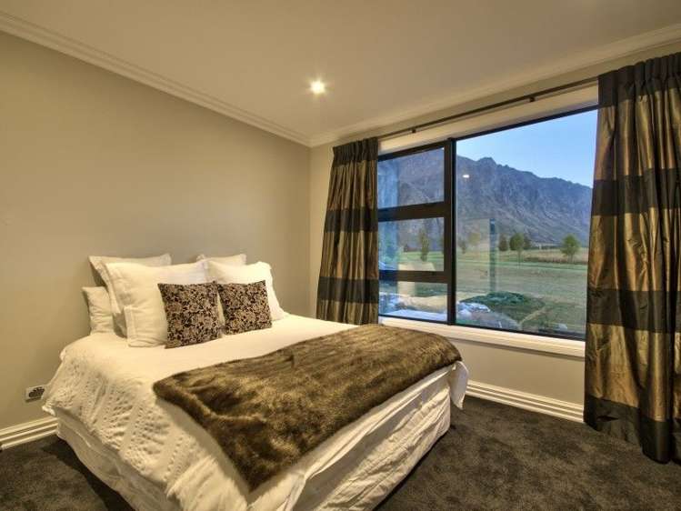 9 Bretby Court Jacks Point_13