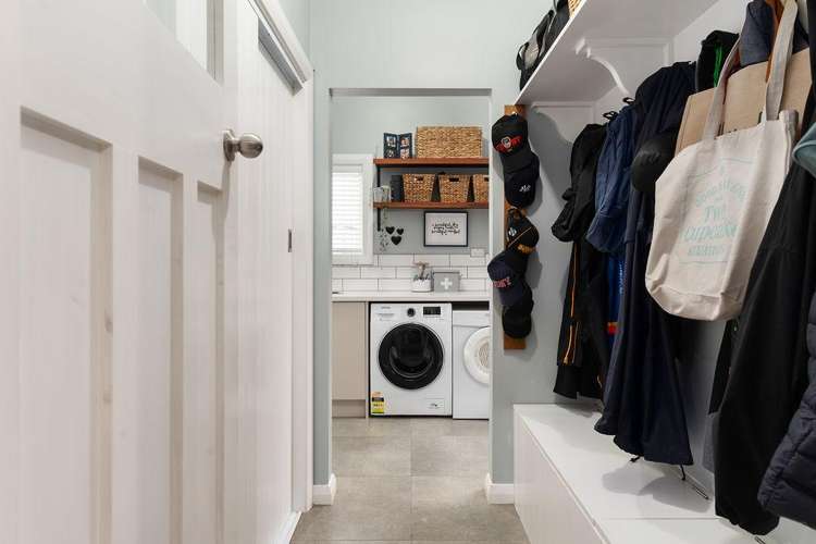 19 Clifton Avenue Carterton_20