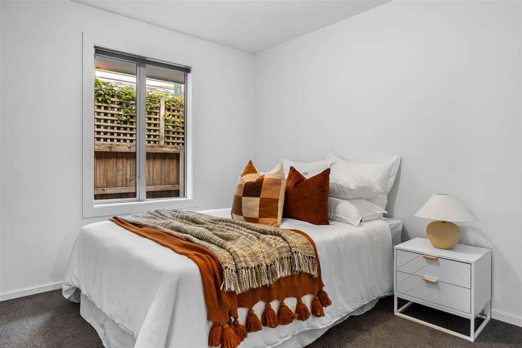 2/176 Rossall Street Merivale_8