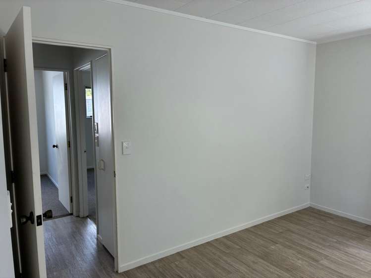 B/605 Whangaparaoa Road Stanmore Bay_11
