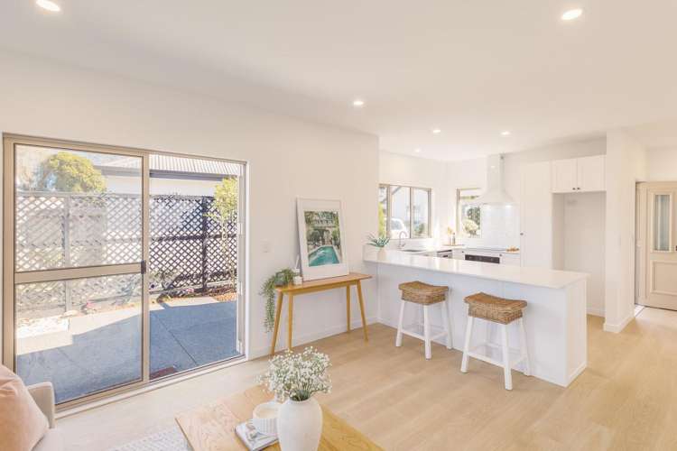 4/15 Derrett Place Saint Martins_4