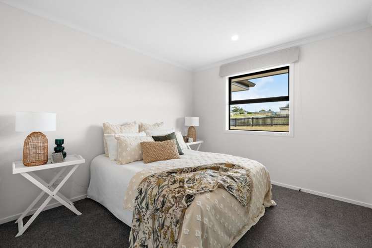 10 Hoki Avenue 10767_5