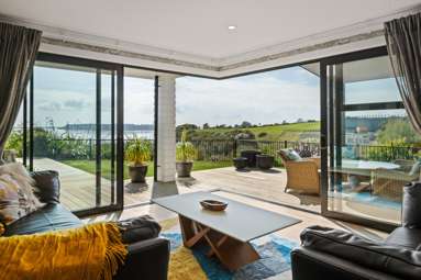 30 Lakeside Terrace_2